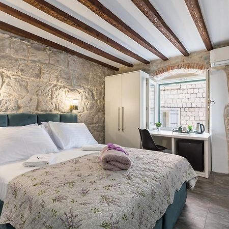 Bonbon Old Town Private En-Suite Room スプリト エクステリア 写真